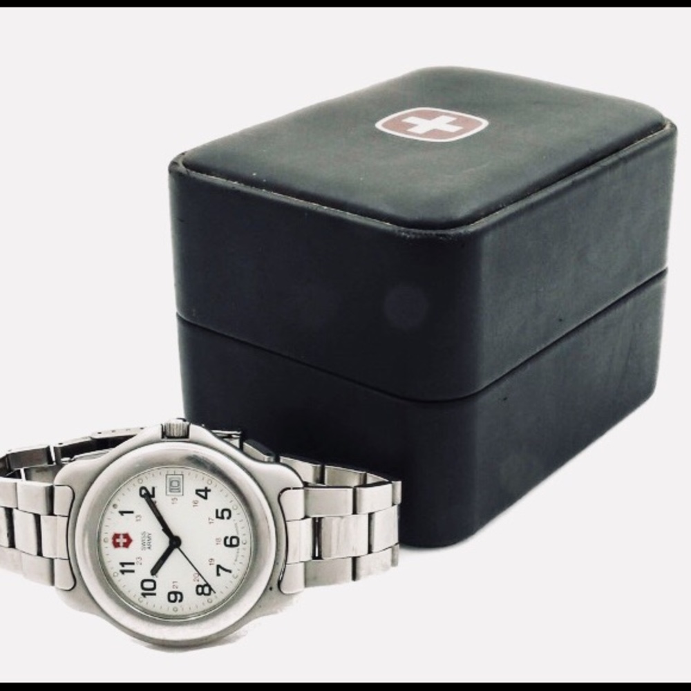 VINTAGE “SWISS ARMY” MENS WATCH